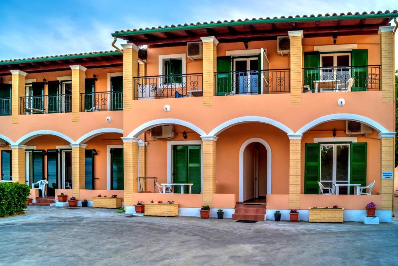 Stavros Apartments Kontokali Next To Gouvia Marina ภายนอก รูปภาพ
